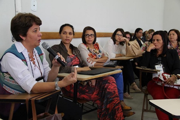 Além dos estudantes, professores também participaram do debate. Foto: Lígia Souza ACS/SEE